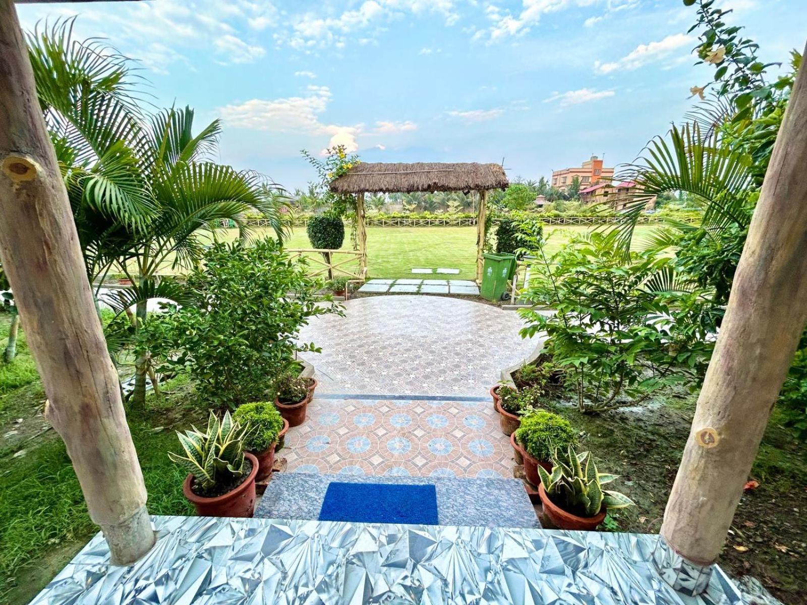 כלכותה Palli Bangla Resort, Near Ruby Hospital, Anandapur מראה חיצוני תמונה