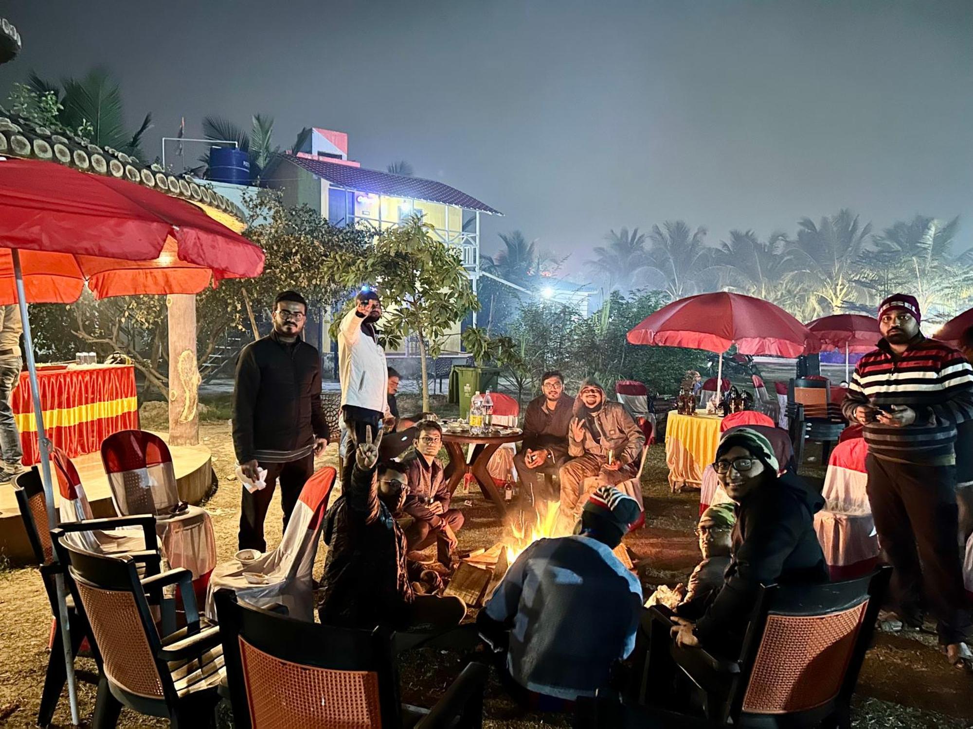 כלכותה Palli Bangla Resort, Near Ruby Hospital, Anandapur מראה חיצוני תמונה