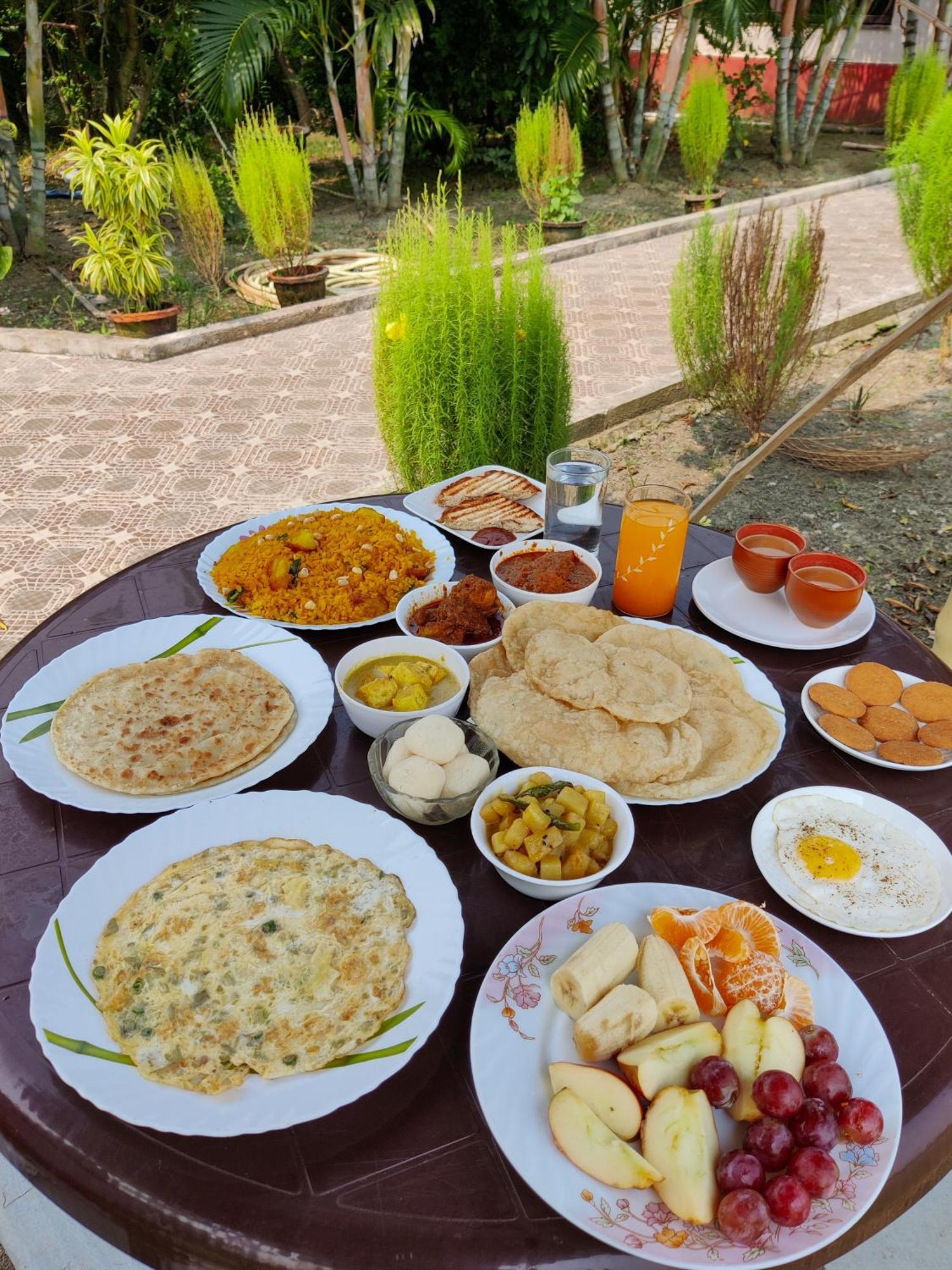 כלכותה Palli Bangla Resort, Near Ruby Hospital, Anandapur מראה חיצוני תמונה