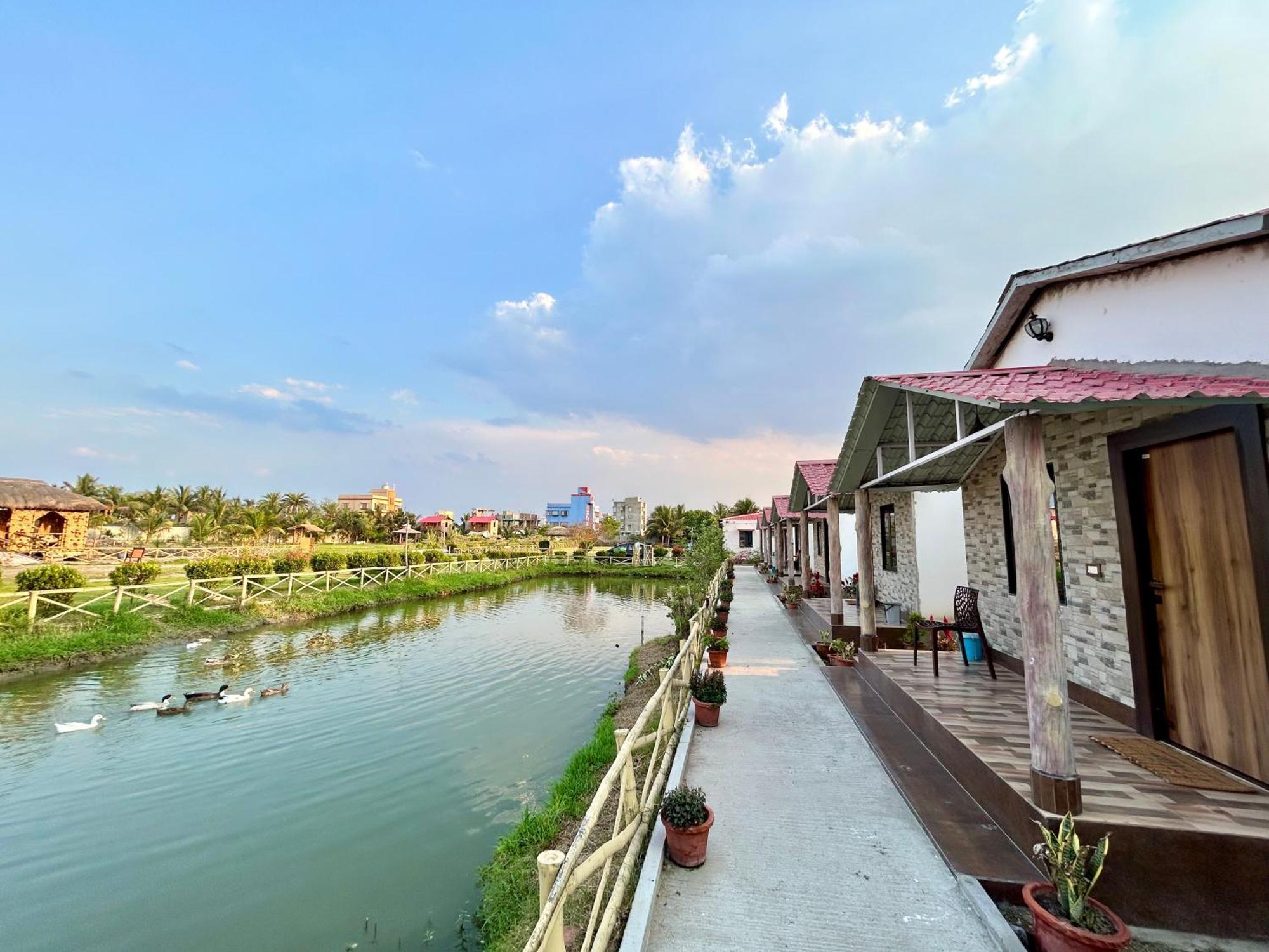 כלכותה Palli Bangla Resort, Near Ruby Hospital, Anandapur מראה חיצוני תמונה