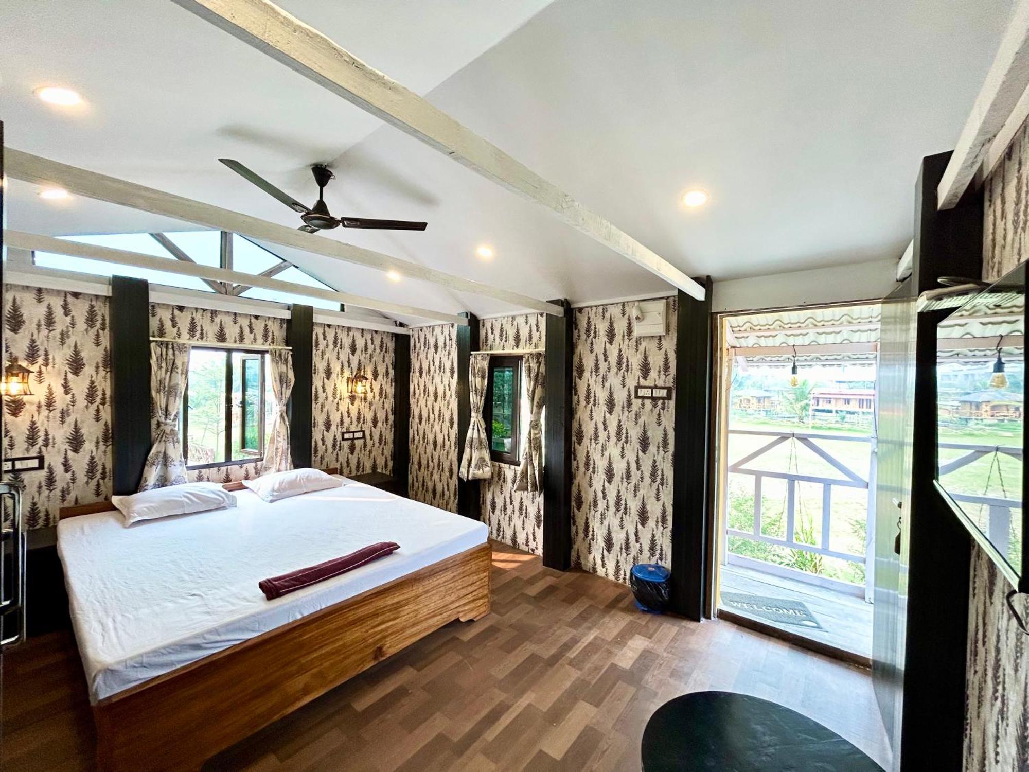 כלכותה Palli Bangla Resort, Near Ruby Hospital, Anandapur מראה חיצוני תמונה