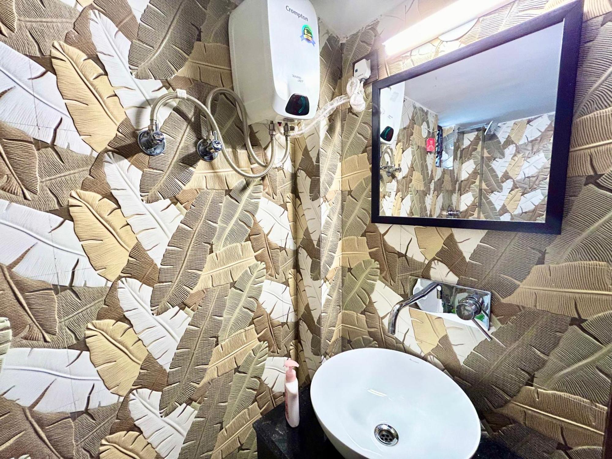 כלכותה Palli Bangla Resort, Near Ruby Hospital, Anandapur מראה חיצוני תמונה